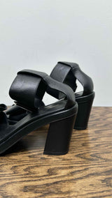 Comme Des Garçons Ribbon Heel Sandals