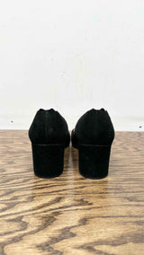 ChloÃ© Scalloped Trim Suede Pumps