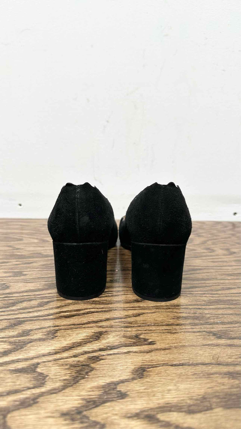 ChloÃ© Scalloped Trim Suede Pumps
