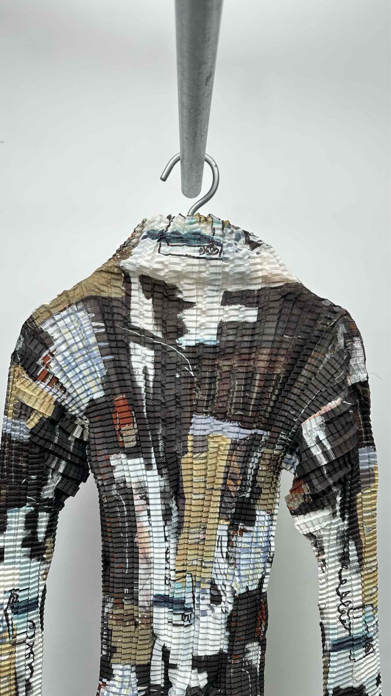 Issey Miyake L/S High-neck Printed Stretch-pleated Top