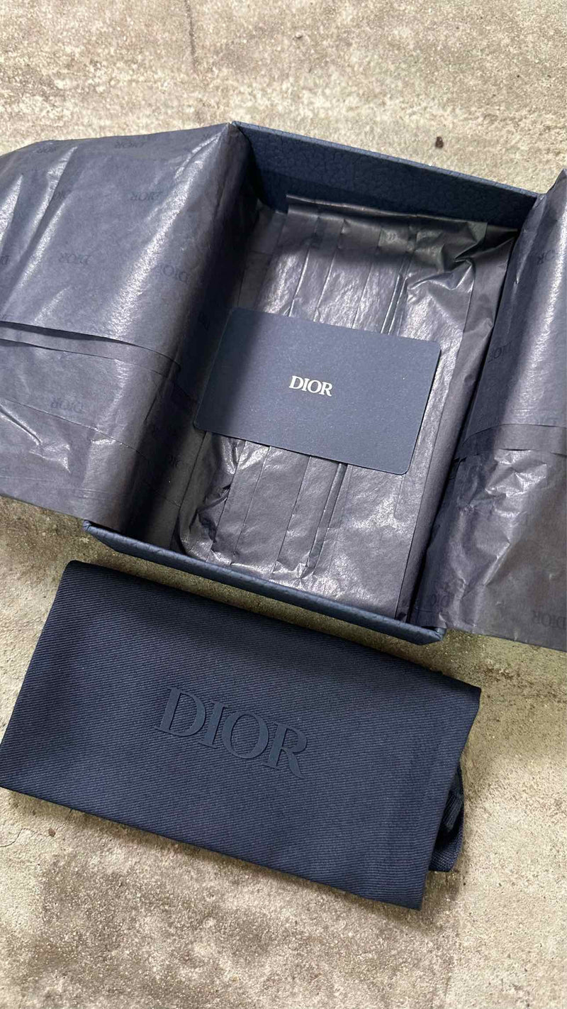 Dior Vertical Bifold Wallet