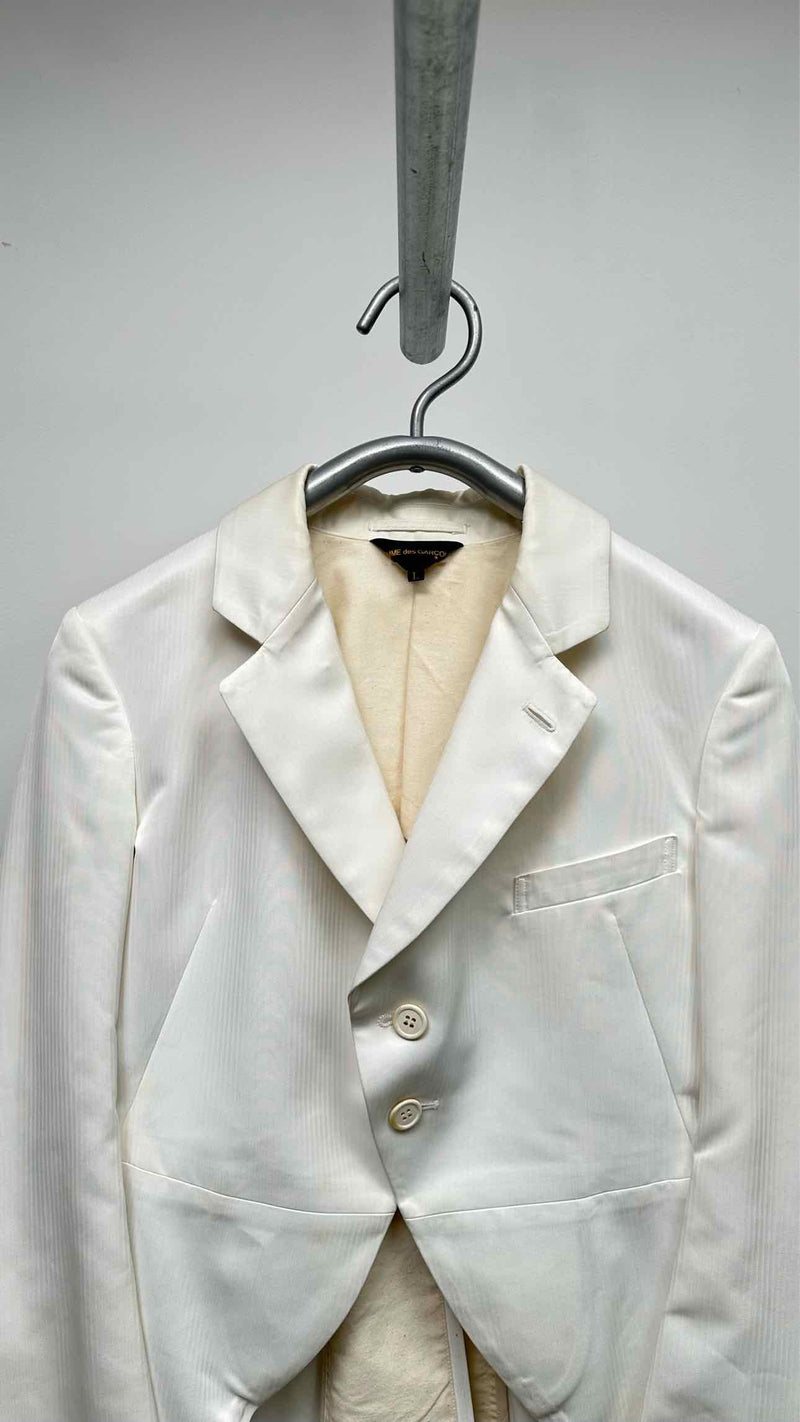 Comme Des Garcons Belt-datailed Tow-tone Tuxede Jacket