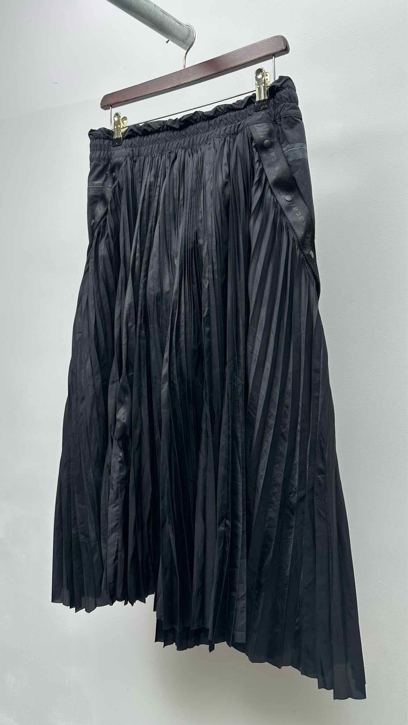 NIKE X Sacai Plated Long Skirt