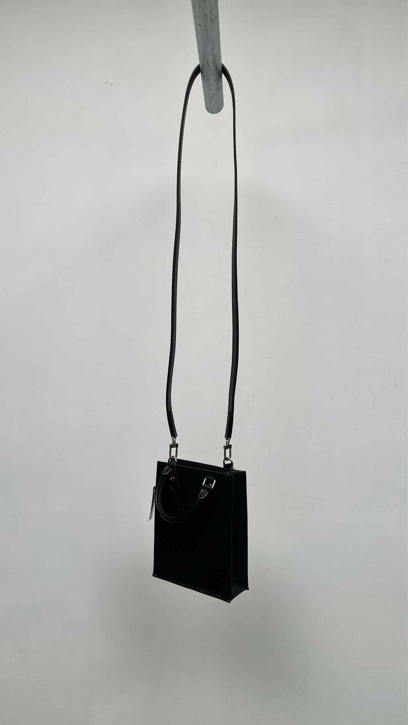 Louis Vuitton Petit Sac Plat Bag