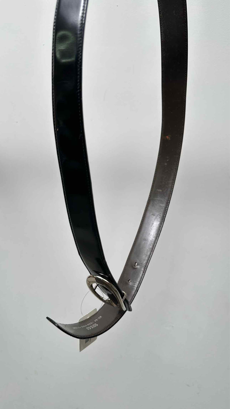 Gucci Badge Buckled Belt