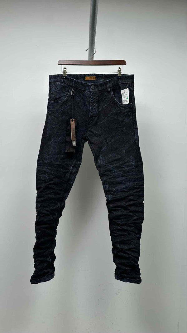 Layer-0 Aged Jeans