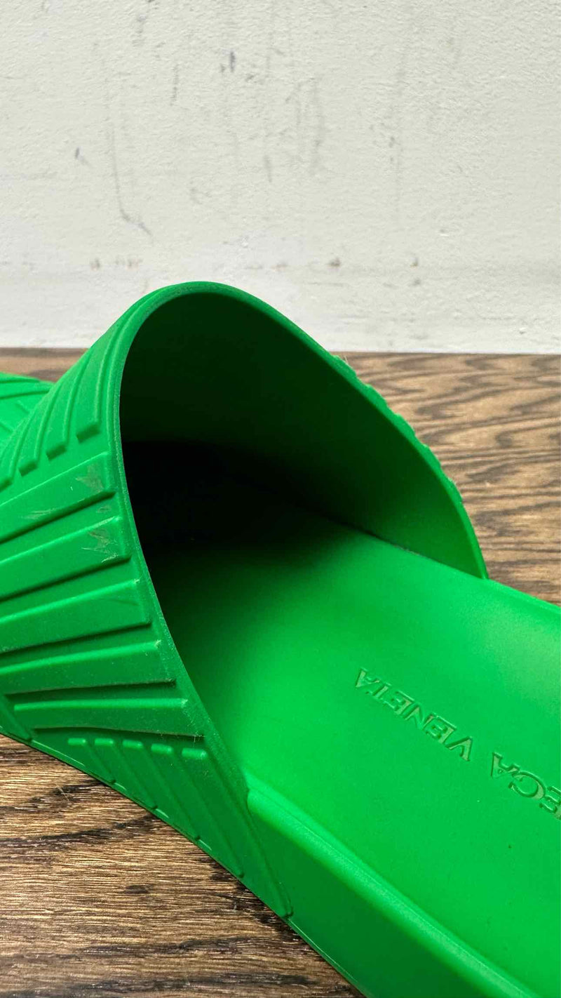 Bottega Veneta Rubber Clog In Parakeet Sandals