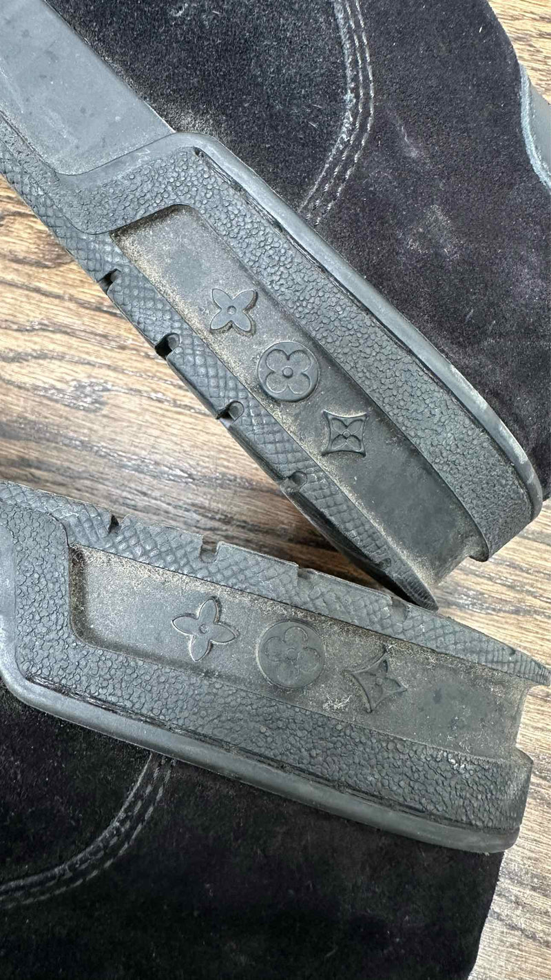 Louis Vuitton LV Trainer Suede Sneakers