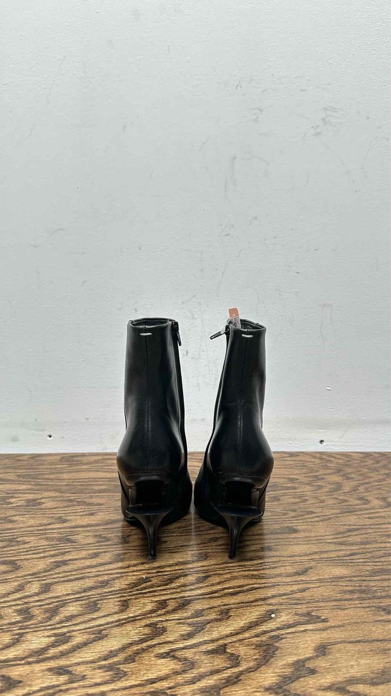 Margiela Cut-out Letaher Ankle Boots