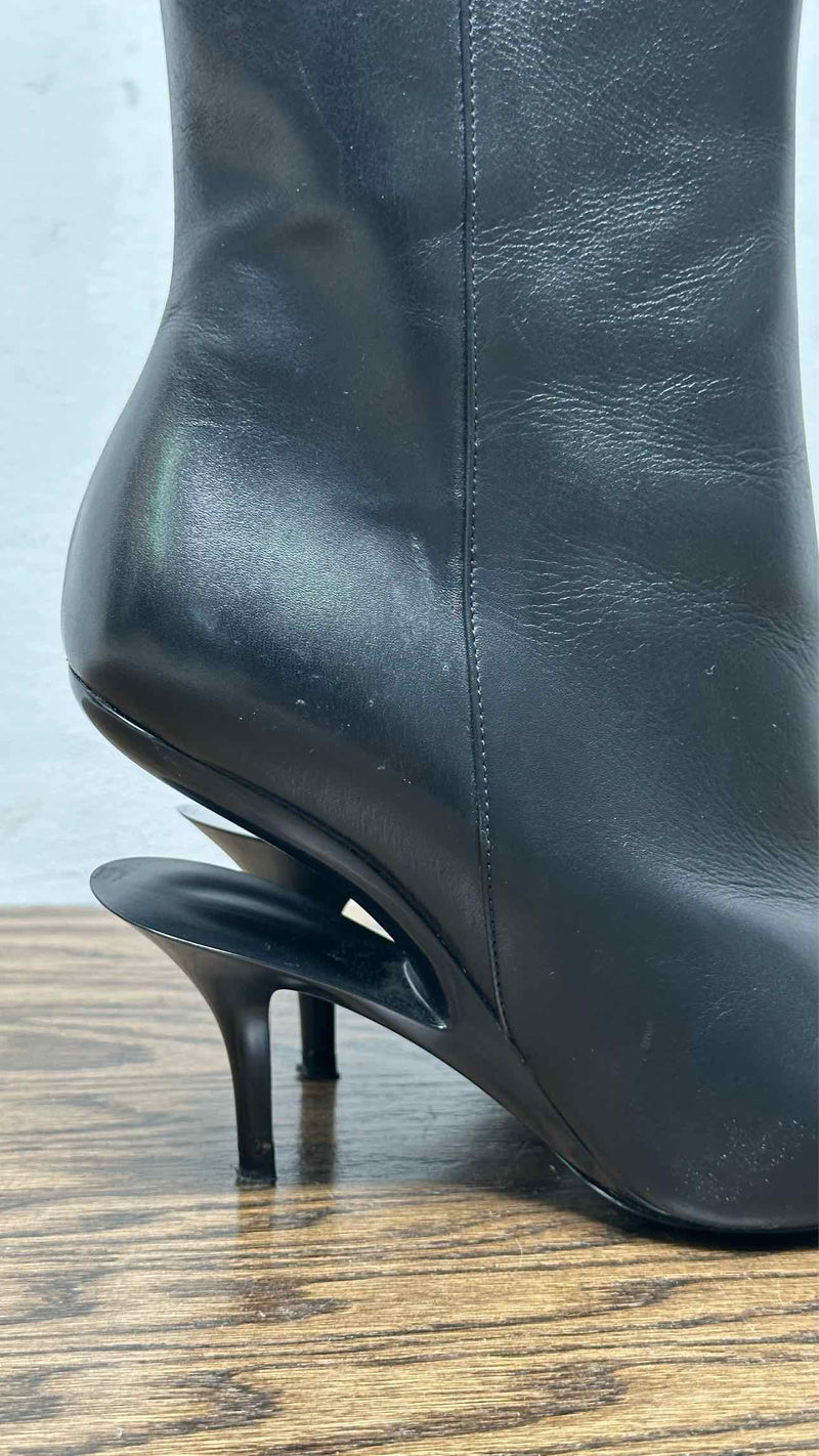Margiela Cut-out Letaher Ankle Boots