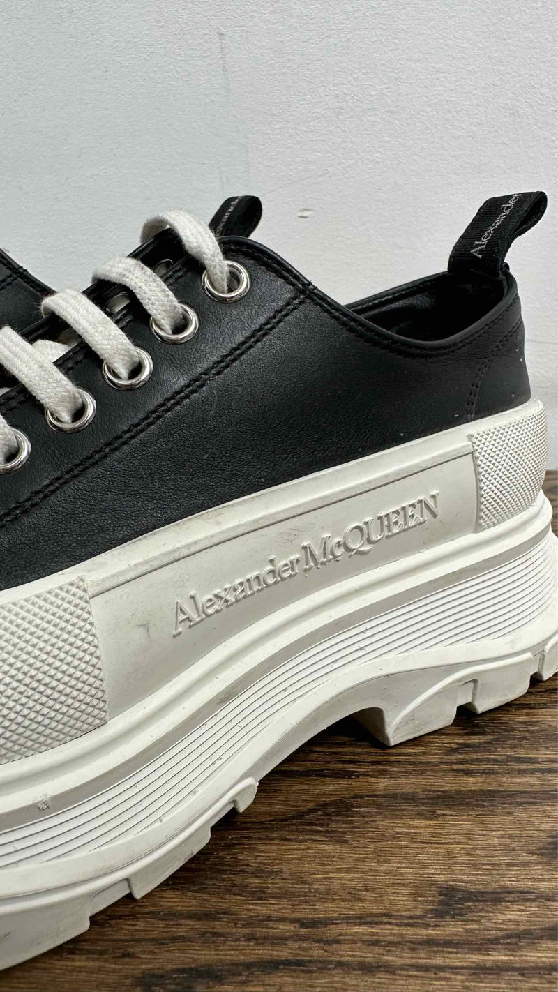 Alexander McQueen Tread Slick Low Sneakers