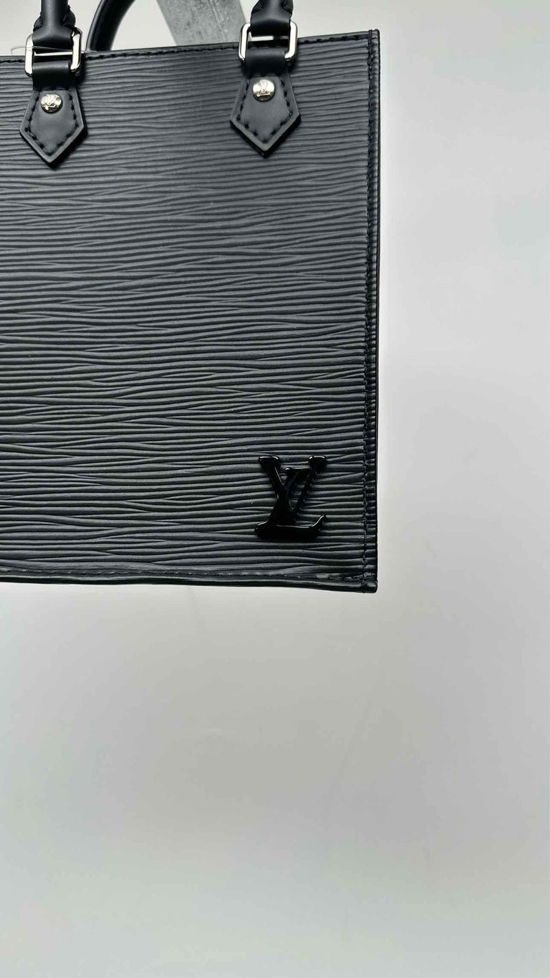 Louis Vuitton Petit Sac Plat Bag