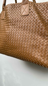 Bottega Veneta Intrecciato Cabat Tote Bag