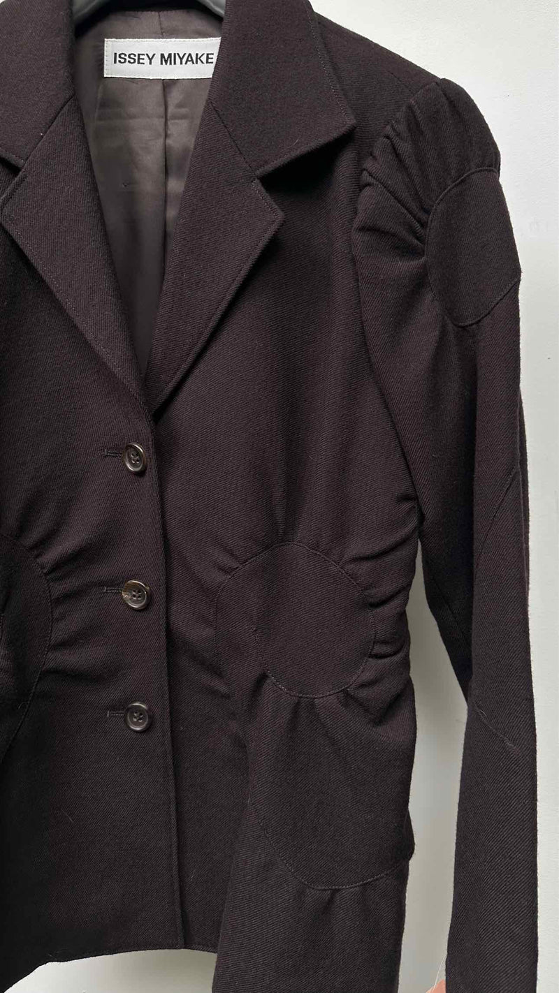 Issey Miyake Gathered Detailed Jacket