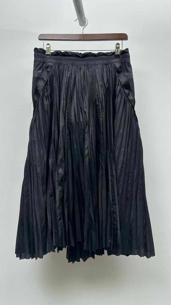 NIKE X Sacai Plated Long Skirt