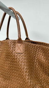 Bottega Veneta Intrecciato Cabat Tote Bag