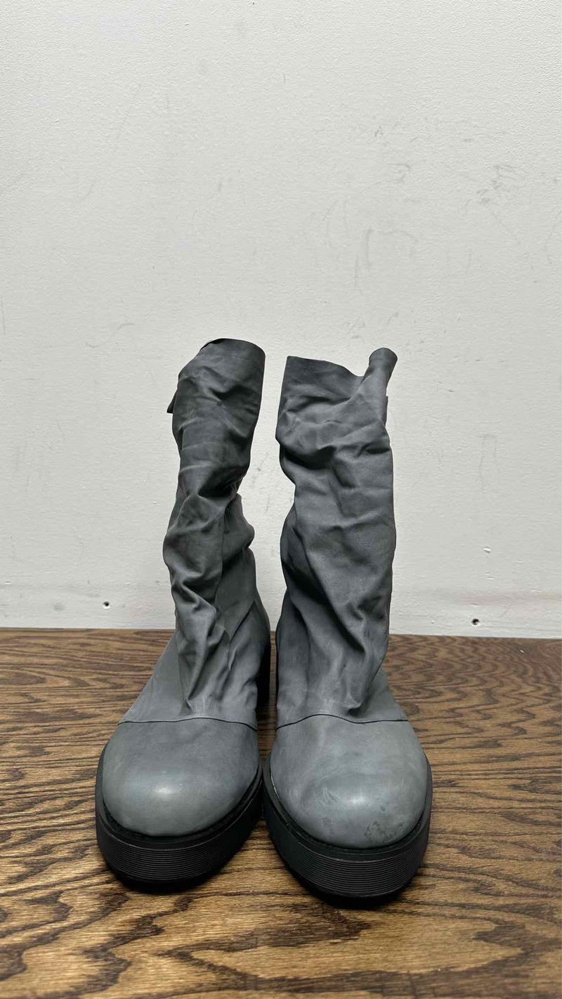 LD Tuttle Covered Boots