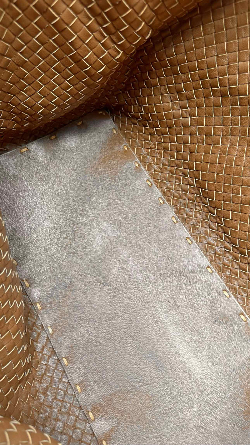 Bottega Veneta Intrecciato Cabat Tote Bag